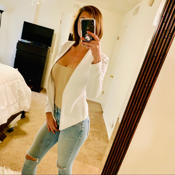 Beautiful structured blazer jacket - Picture 4 of 7